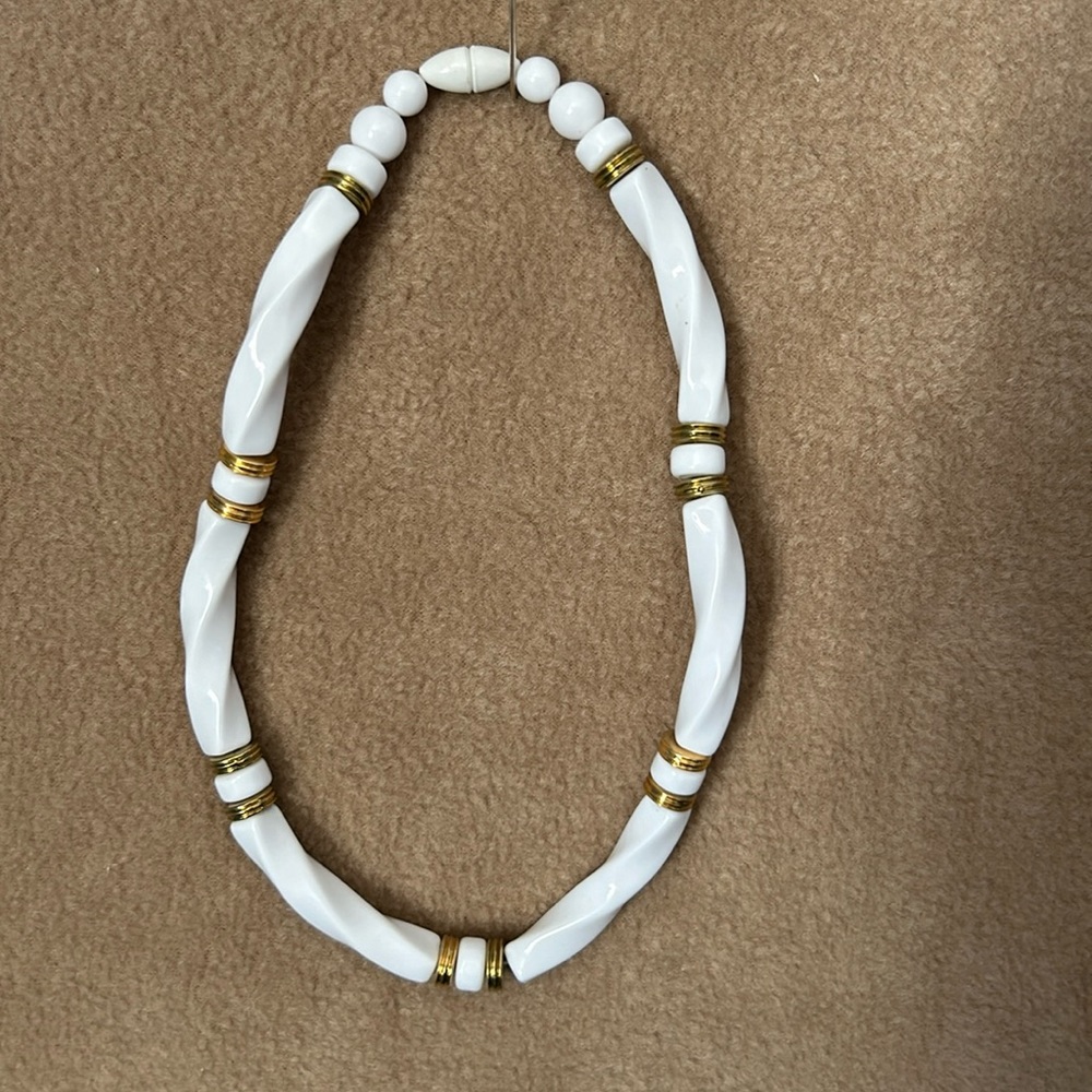 White and gold necklace